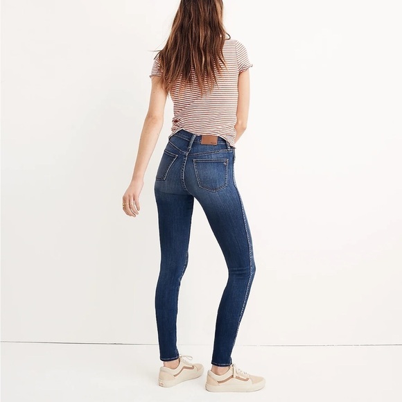 Madewell 10" High-Rise Skinny Jeans in Danny Wash TENCEL Denim Edition - Picture 4 of 15